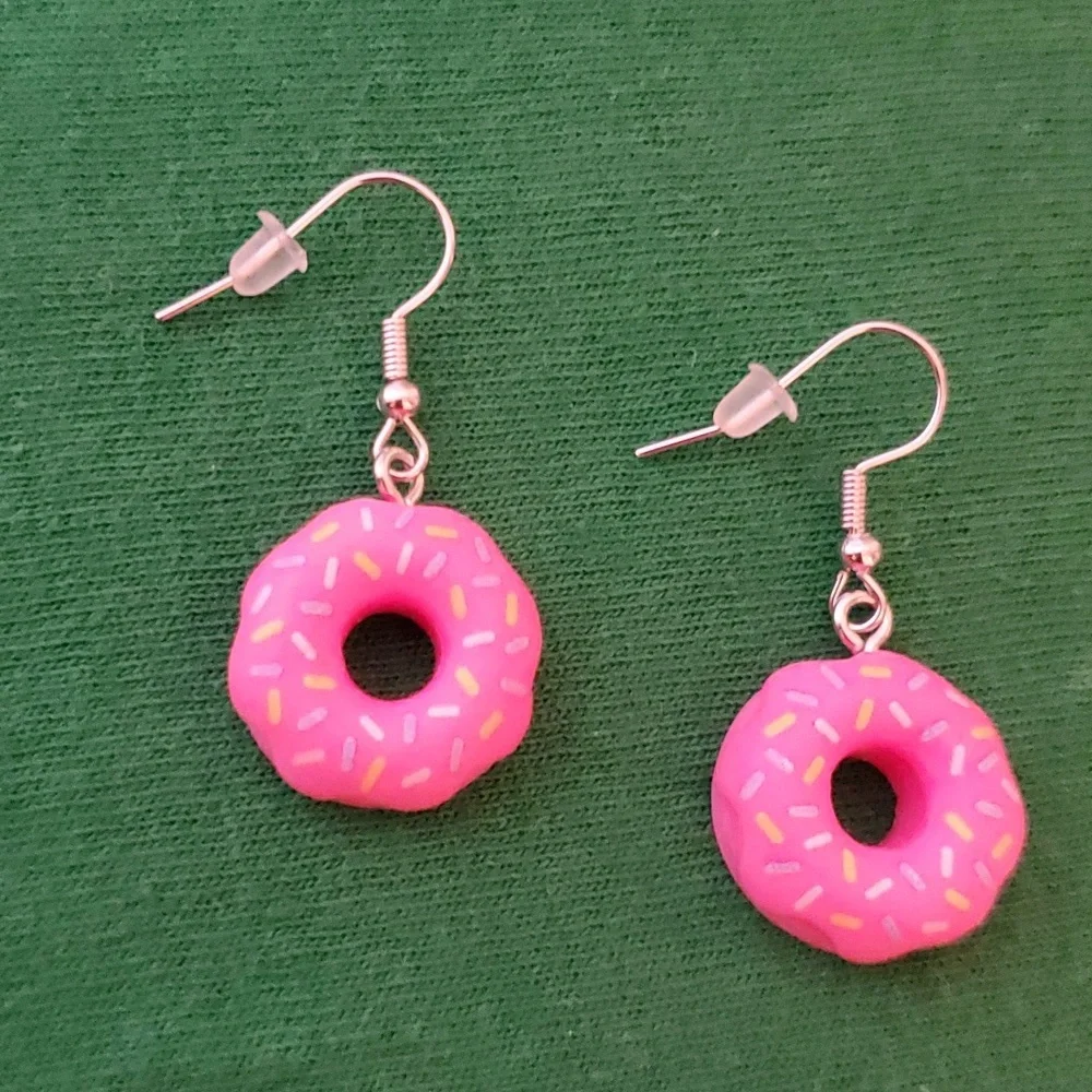 Girls / Womens Pink Pierced Donut Earrings
